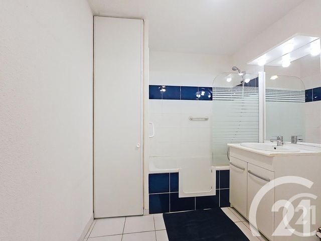 Appartement T2 à vendre - 2 pièces - 34,44 m2 - Cavaillon - 84 - PROVENCE-ALPES-COTE-D-AZUR