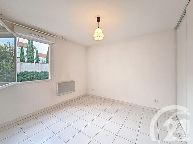 Appartement T2 à vendre - 2 pièces - 34,44 m2 - Cavaillon - 84 - PROVENCE-ALPES-COTE-D-AZUR