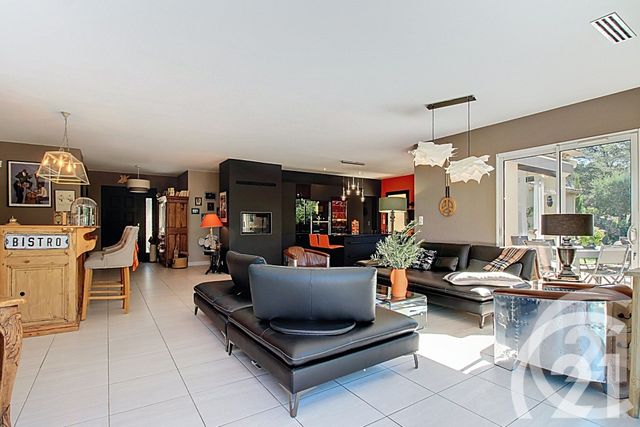 Maison à vendre - 5 pièces - 185 m2 - Cavaillon - 84 - PROVENCE-ALPES-COTE-D-AZUR