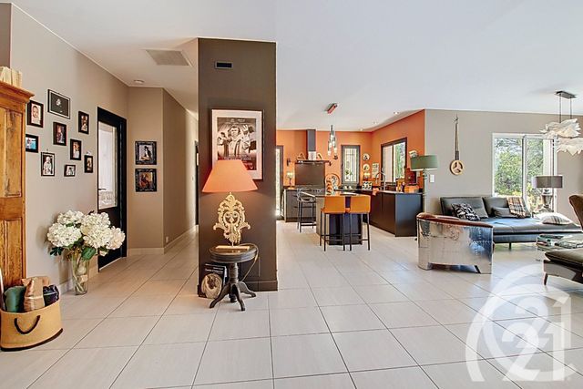 Maison à vendre - 5 pièces - 185 m2 - Cavaillon - 84 - PROVENCE-ALPES-COTE-D-AZUR