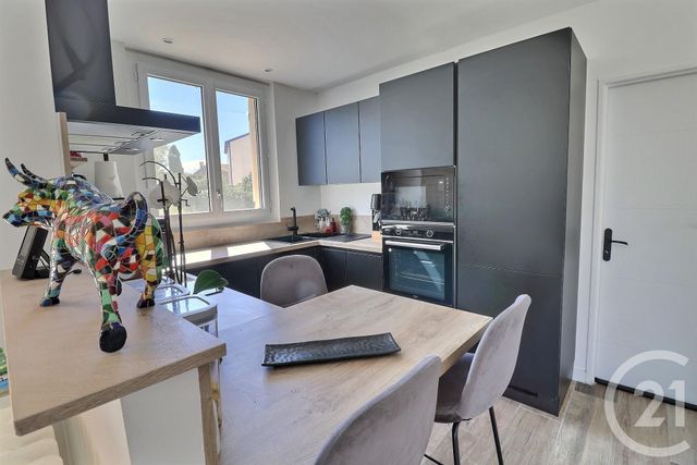 Maison &agrave; vendre - 4 pi&egrave;ces - 90 m2 - Taillades - 84 - PROVENCE-ALPES-COTE-D-AZUR