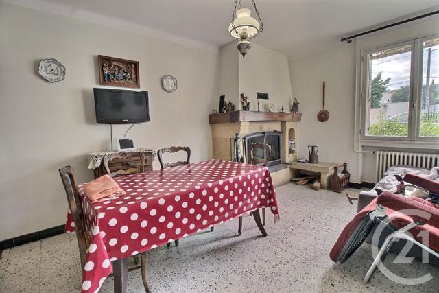 Maison à vendre - 4 pièces - 136 m2 - Cavaillon - 84 - PROVENCE-ALPES-COTE-D-AZUR