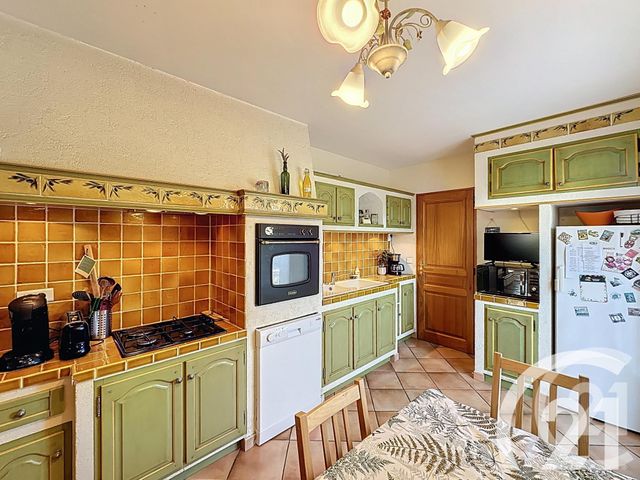 Maison à vendre - 5 pièces - 110,20 m2 - Taillades - 84 - PROVENCE-ALPES-COTE-D-AZUR