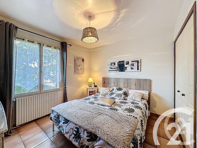 Maison à vendre - 5 pièces - 110,20 m2 - Taillades - 84 - PROVENCE-ALPES-COTE-D-AZUR