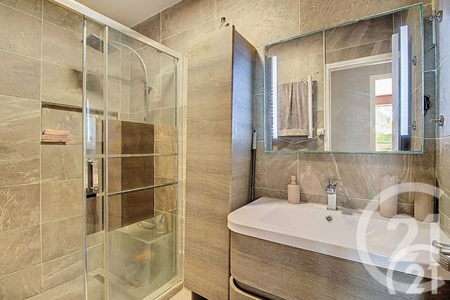 Appartement F4 à vendre - 4 pièces - 86 m2 - Cavaillon - 84 - PROVENCE-ALPES-COTE-D-AZUR