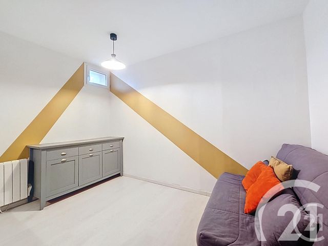 Appartement T4 à vendre - 4 pièces - 82,93 m2 - Cheval Blanc - 84 - PROVENCE-ALPES-COTE-D-AZUR