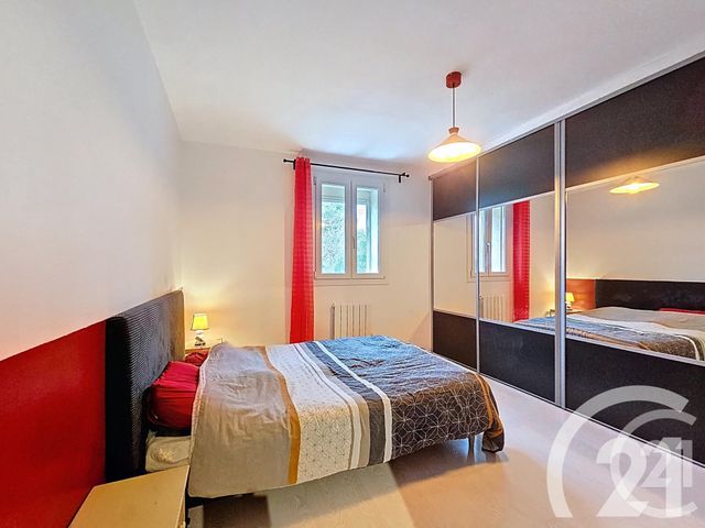 Appartement T4 à vendre - 4 pièces - 82,93 m2 - Cheval Blanc - 84 - PROVENCE-ALPES-COTE-D-AZUR