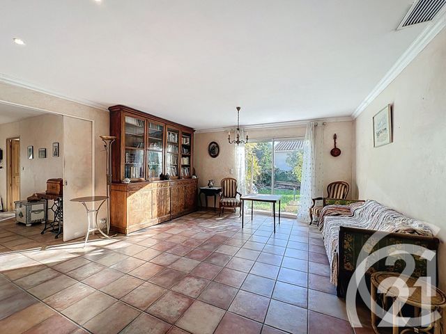 Maison à vendre - 4 pièces - 160 m2 - Cavaillon - 84 - PROVENCE-ALPES-COTE-D-AZUR