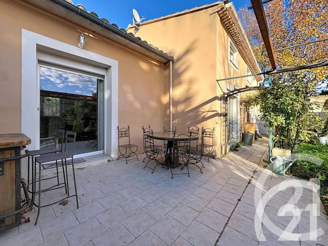 Maison à vendre - 4 pièces - 160 m2 - Cavaillon - 84 - PROVENCE-ALPES-COTE-D-AZUR