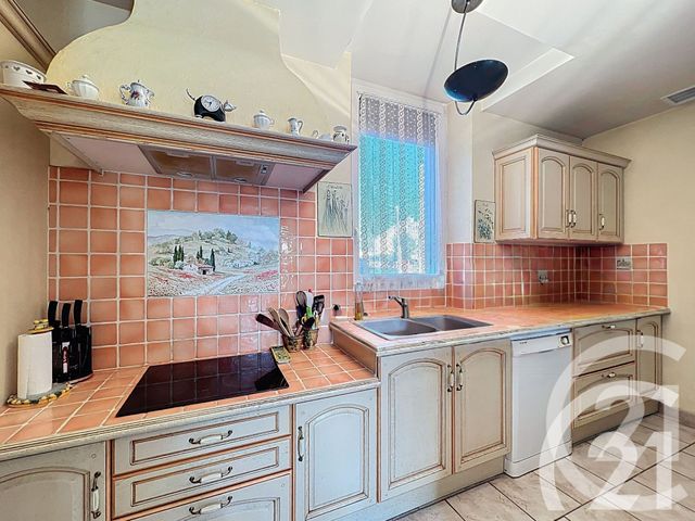 Maison à vendre - 4 pièces - 160 m2 - Cavaillon - 84 - PROVENCE-ALPES-COTE-D-AZUR