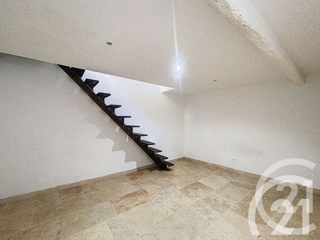 Appartement T2 à louer - 2 pièces - 40,03 m2 - Cavaillon - 84 - PROVENCE-ALPES-COTE-D-AZUR