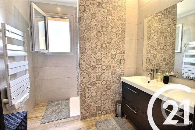 Maison à louer - 4 pièces - 82,42 m2 - Cavaillon - 84 - PROVENCE-ALPES-COTE-D-AZUR