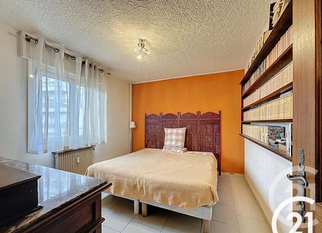 Appartement F4 &agrave; vendre - 4 pi&egrave;ces - 98,80 m2 - Cavaillon - 84 - PROVENCE-ALPES-COTE-D-AZUR