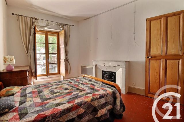 Appartement T3 &agrave; louer - 3 pi&egrave;ces - 65,75 m2 - Cavaillon - 84 - PROVENCE-ALPES-COTE-D-AZUR