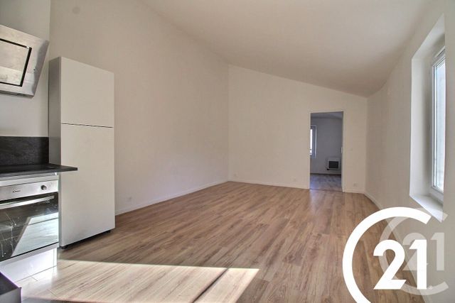 Appartement T2 &agrave; louer - 2 pi&egrave;ces - 38,45 m2 - Cavaillon - 84 - PROVENCE-ALPES-COTE-D-AZUR