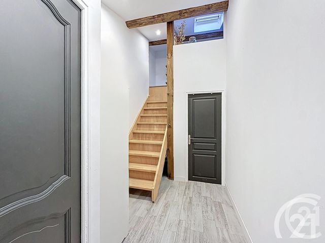 Appartement F4 &agrave; vendre - 5 pi&egrave;ces - 117,98 m2 - Cavaillon - 84 - PROVENCE-ALPES-COTE-D-AZUR