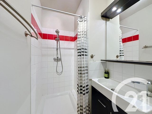 Appartement F4 &agrave; vendre - 4 pi&egrave;ces - 85,50 m2 - Cavaillon - 84 - PROVENCE-ALPES-COTE-D-AZUR