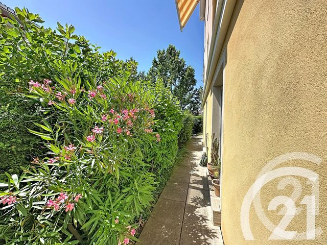 Appartement F4 &agrave; vendre - 4 pi&egrave;ces - 85,50 m2 - Cavaillon - 84 - PROVENCE-ALPES-COTE-D-AZUR