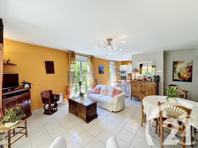 Appartement F4 &agrave; vendre - 4 pi&egrave;ces - 85,50 m2 - Cavaillon - 84 - PROVENCE-ALPES-COTE-D-AZUR