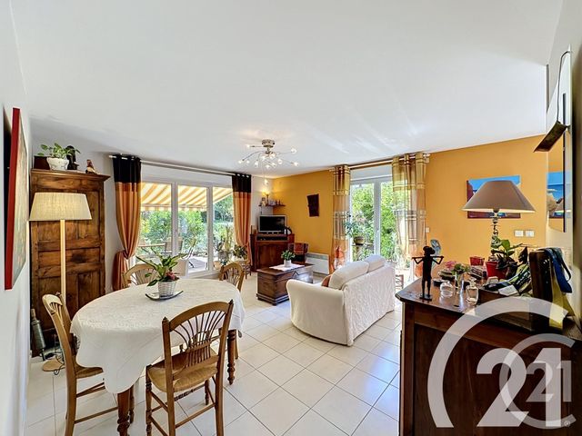 Appartement F4 &agrave; vendre - 4 pi&egrave;ces - 85,50 m2 - Cavaillon - 84 - PROVENCE-ALPES-COTE-D-AZUR