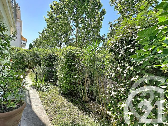 Appartement F4 &agrave; vendre - 4 pi&egrave;ces - 85,50 m2 - Cavaillon - 84 - PROVENCE-ALPES-COTE-D-AZUR