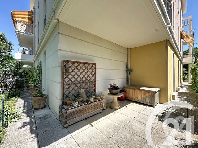 Appartement F4 &agrave; vendre - 4 pi&egrave;ces - 85,50 m2 - Cavaillon - 84 - PROVENCE-ALPES-COTE-D-AZUR