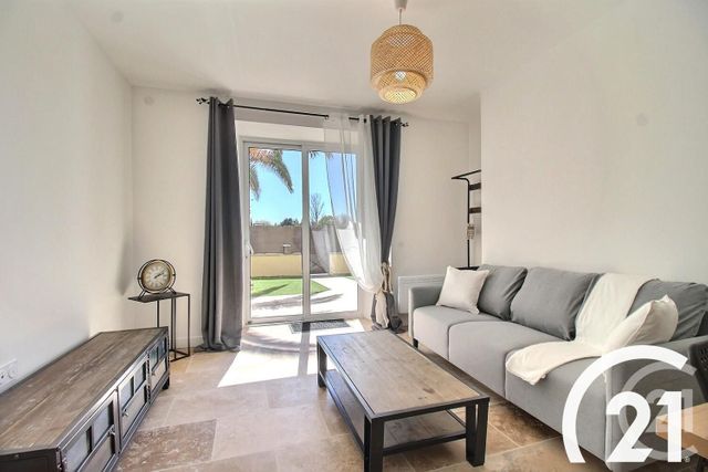 Appartement T2 &agrave; louer - 2 pi&egrave;ces - 39,22 m2 - Caumont Sur Durance - 84 - PROVENCE-ALPES-COTE-D-AZUR