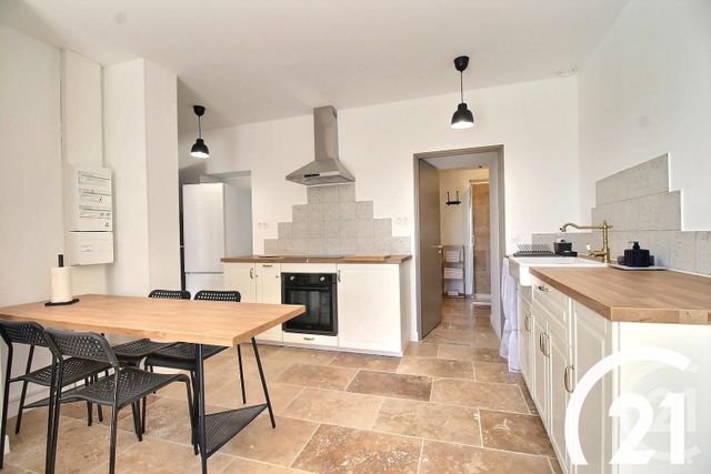 Appartement T2 &agrave; louer - 2 pi&egrave;ces - 39,22 m2 - Caumont Sur Durance - 84 - PROVENCE-ALPES-COTE-D-AZUR