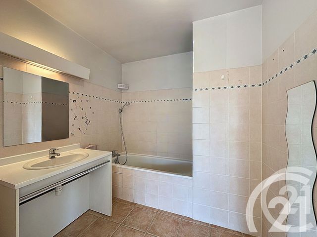 Appartement F2 &agrave; vendre - 2 pi&egrave;ces - 48,70 m2 - L Isle Sur La Sorgue - 84 - PROVENCE-ALPES-COTE-D-AZUR