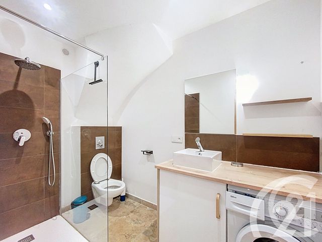 Appartement Studio &agrave; louer - 1 pi&egrave;ce - 36 m2 - L Isle Sur La Sorgue - 84 - PROVENCE-ALPES-COTE-D-AZUR