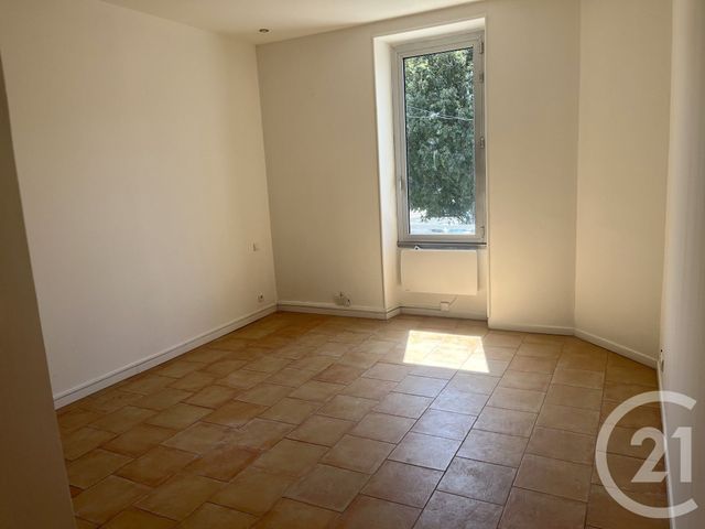 Appartement Studio &agrave; louer - 1 pi&egrave;ce - 27,13 m2 - Cavaillon - 84 - PROVENCE-ALPES-COTE-D-AZUR