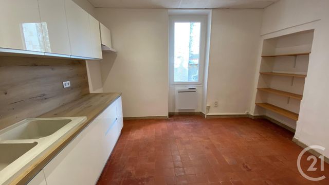 Appartement T3 &agrave; louer - 3 pi&egrave;ces - 70,98 m2 - Cavaillon - 84 - PROVENCE-ALPES-COTE-D-AZUR