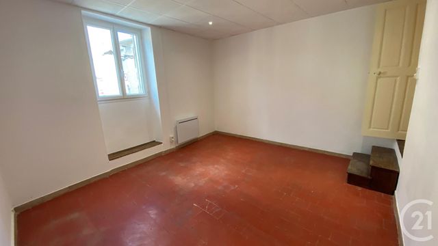 Appartement T3 &agrave; louer - 3 pi&egrave;ces - 70,98 m2 - Cavaillon - 84 - PROVENCE-ALPES-COTE-D-AZUR