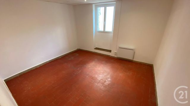 Appartement T3 &agrave; louer - 3 pi&egrave;ces - 70,98 m2 - Cavaillon - 84 - PROVENCE-ALPES-COTE-D-AZUR