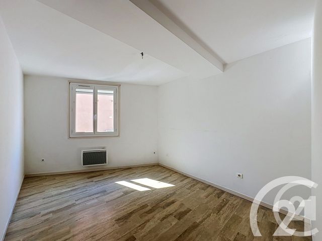 Appartement F4 &agrave; vendre - 4 pi&egrave;ces - 105 m2 - Cavaillon - 84 - PROVENCE-ALPES-COTE-D-AZUR