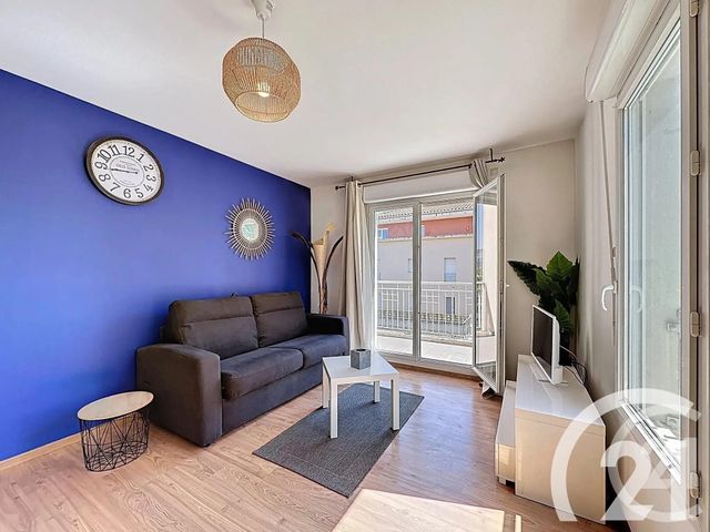 Appartement F1 &agrave; louer - 1 pi&egrave;ce - 32,90 m2 - Cavaillon - 84 - PROVENCE-ALPES-COTE-D-AZUR