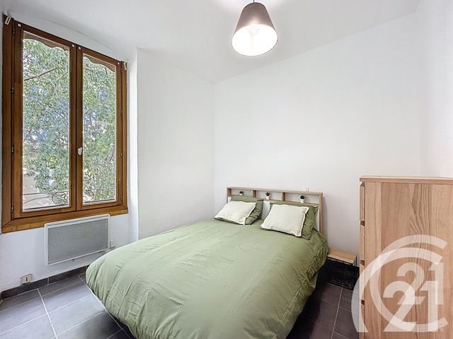 Appartement T2 &agrave; louer - 2 pi&egrave;ces - 38 m2 - Cavaillon - 84 - PROVENCE-ALPES-COTE-D-AZUR