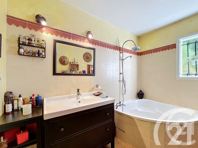 Maison &agrave; vendre - 5 pi&egrave;ces - 131 m2 - Robion - 84 - PROVENCE-ALPES-COTE-D-AZUR