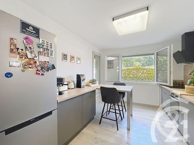 Appartement F3 &agrave; vendre - 3 pi&egrave;ces - 64,17 m2 - Cavaillon - 84 - PROVENCE-ALPES-COTE-D-AZUR