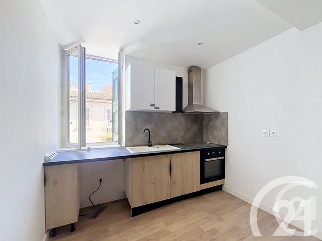 Appartement T2 &agrave; louer - 2 pi&egrave;ces - 38,05 m2 - Cavaillon - 84 - PROVENCE-ALPES-COTE-D-AZUR