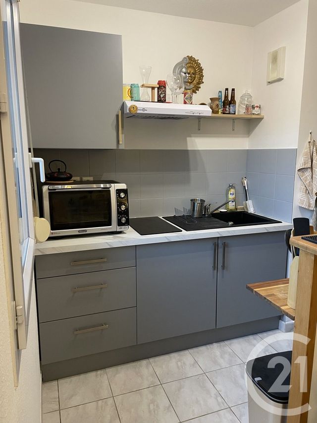 Appartement T2 &agrave; louer - 2 pi&egrave;ces - 48,84 m2 - Avignon - 84 - PROVENCE-ALPES-COTE-D-AZUR