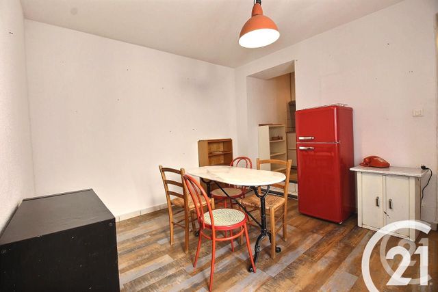 Appartement T2 &agrave; louer - 2 pi&egrave;ces - 43,90 m2 - Cavaillon - 84 - PROVENCE-ALPES-COTE-D-AZUR