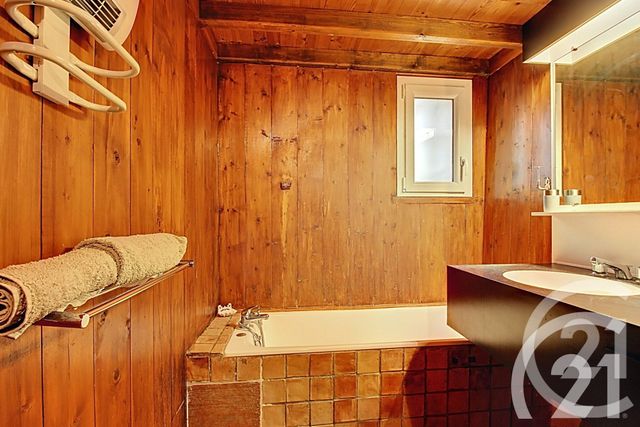 Appartement &agrave; louer - 2 pi&egrave;ces - 48,40 m2 - Maubec - 84 - PROVENCE-ALPES-COTE-D-AZUR