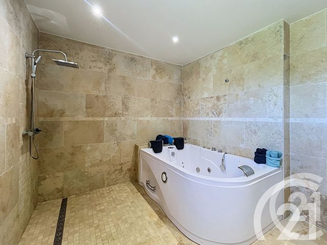 Maison &agrave; vendre - 8 pi&egrave;ces - 238 m2 - Cavaillon - 84 - PROVENCE-ALPES-COTE-D-AZUR