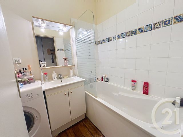 Appartement T2 &agrave; louer - 2 pi&egrave;ces - 49 m2 - Bar Sur Aube - 10 - CHAMPAGNE-ARDENNE