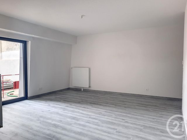 Appartement T3 &agrave; louer - 3 pi&egrave;ces - 70,75 m2 - Bar Sur Aube - 10 - CHAMPAGNE-ARDENNE