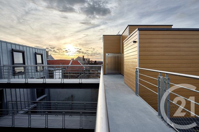 Appartement T3 &agrave; louer - 3 pi&egrave;ces - 70,75 m2 - Bar Sur Aube - 10 - CHAMPAGNE-ARDENNE