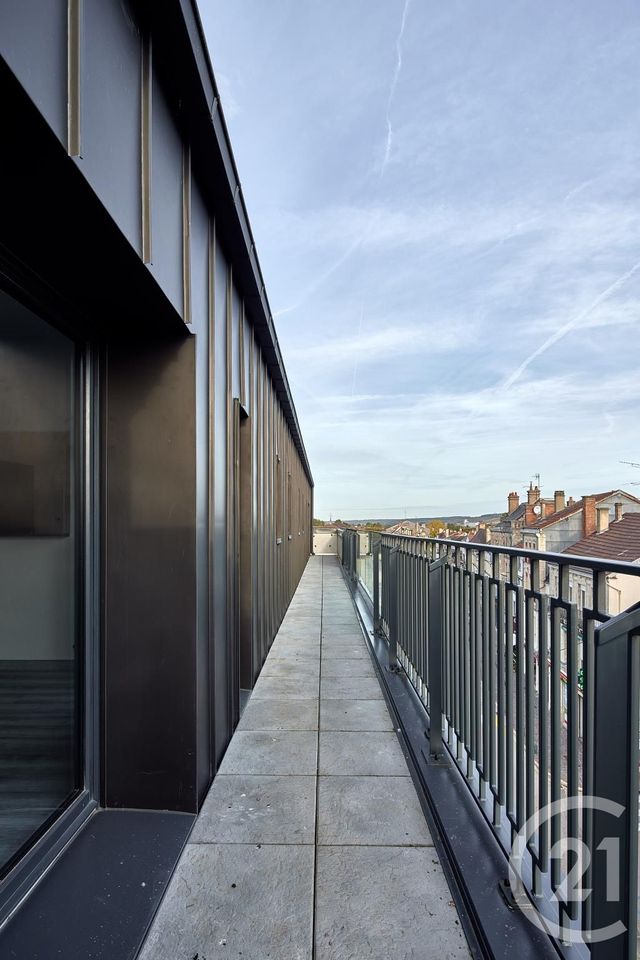 Appartement T4 &agrave; louer - 4 pi&egrave;ces - 87,65 m2 - Bar Sur Aube - 10 - CHAMPAGNE-ARDENNE