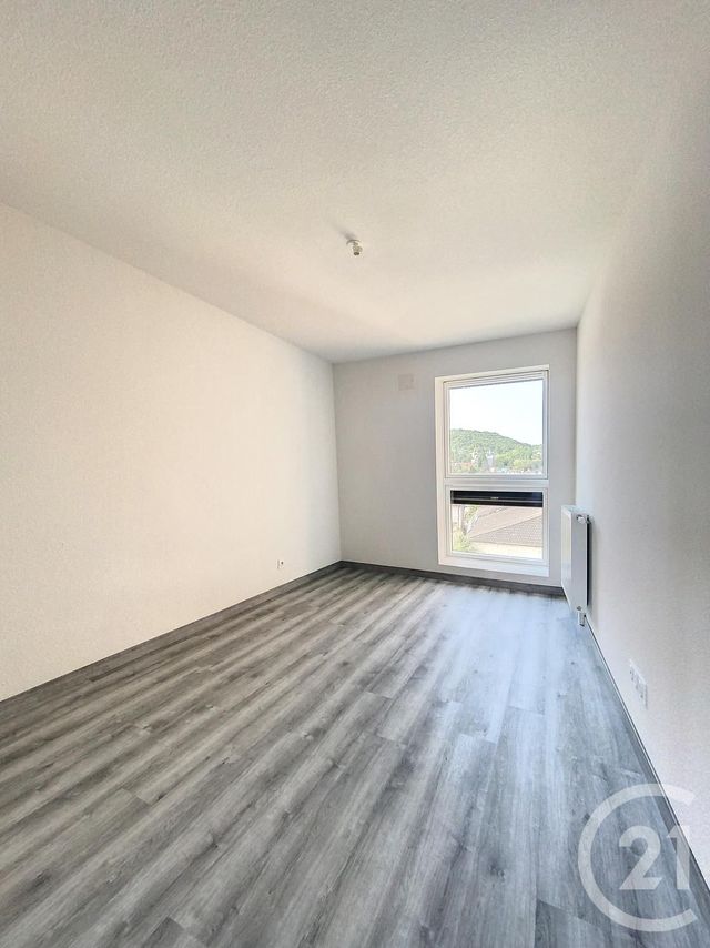 Appartement T4 &agrave; louer - 4 pi&egrave;ces - 87,65 m2 - Bar Sur Aube - 10 - CHAMPAGNE-ARDENNE