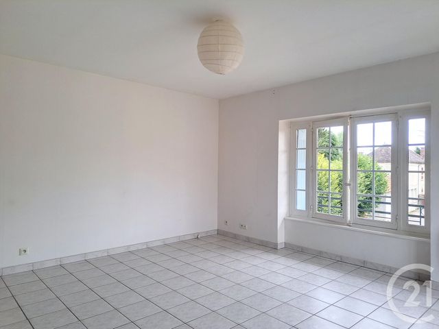 Appartement T3 &agrave; louer - 4 pi&egrave;ces - 65 m2 - Longchamp Sur Aujon - 10 - CHAMPAGNE-ARDENNE